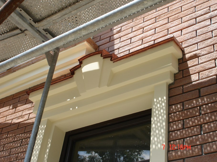 Лучковые сандрики в архитектуре