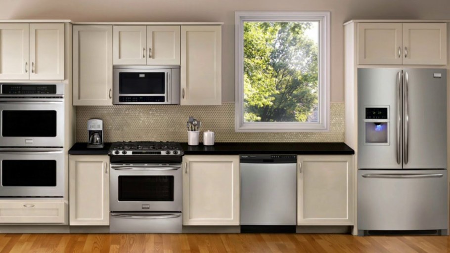 Современная эргономичная кухня