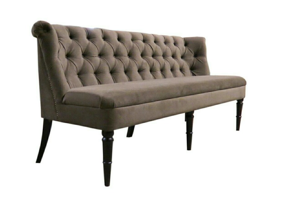 Диван на ножках