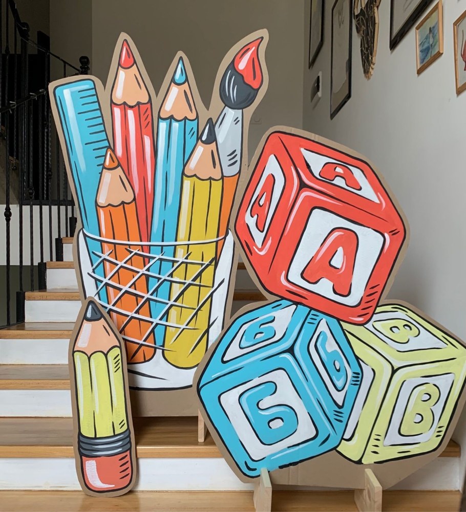 Картонные декорации