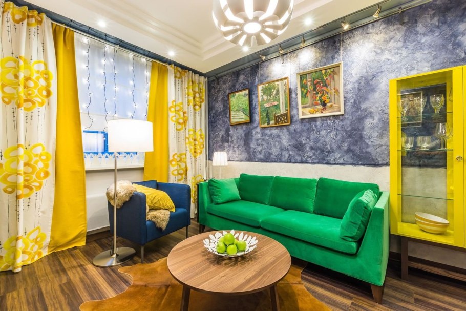 Желтые шторы в интерьере