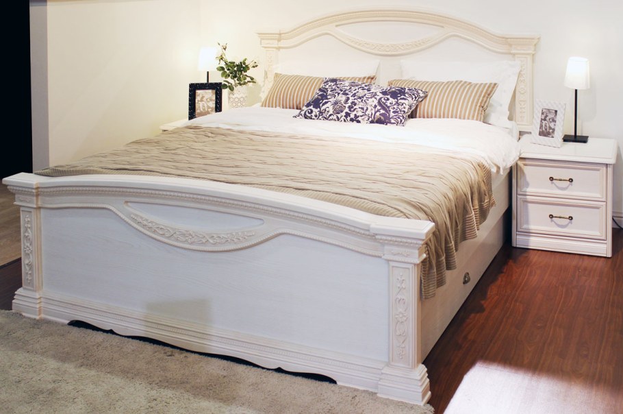 Спальный гарнитур Лючия светлая Шатура