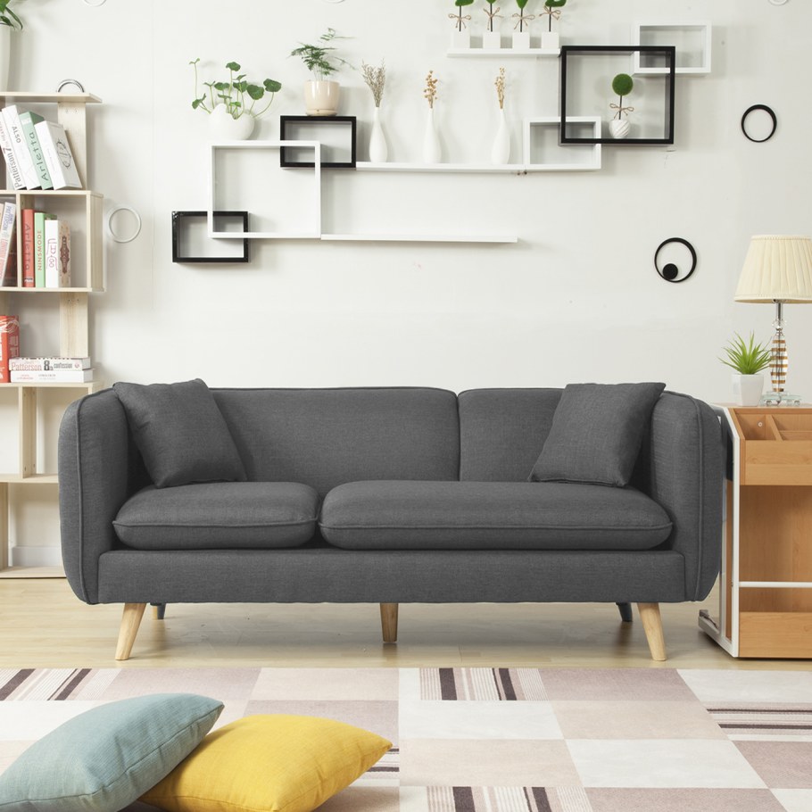 Диван в скандинавском стиле