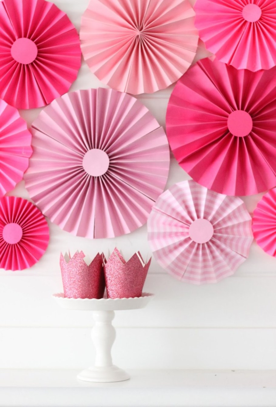 Украшения для стены