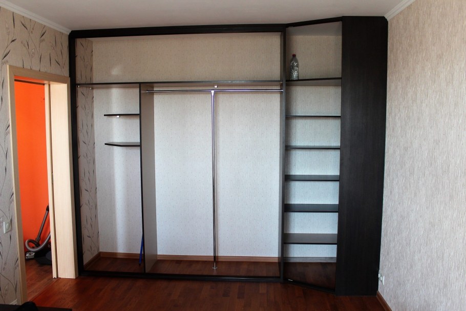 Встроенный шкаф купе своими руками