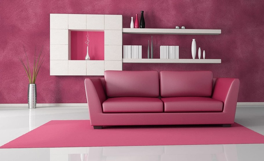 Розовый диван в интерьере