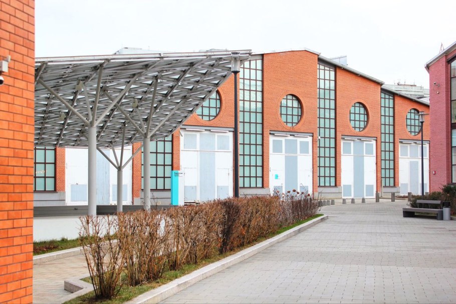 Константин Мельников Бахметьевский гараж