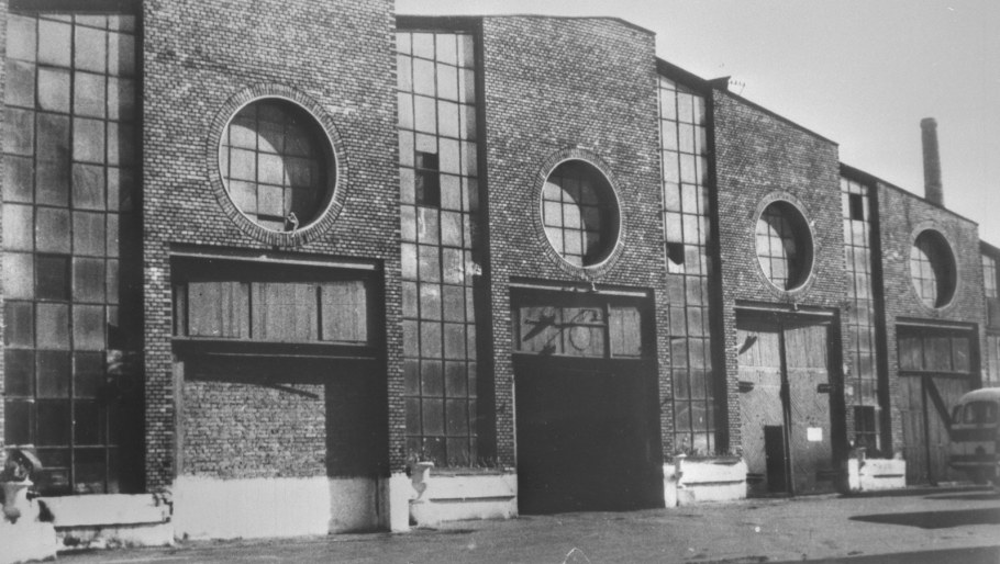 Бахметьевский гараж Мельников