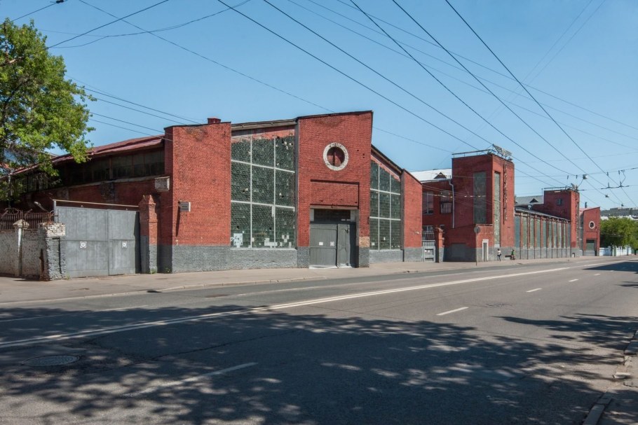 Гараж Мельникова на Новорязанской улице