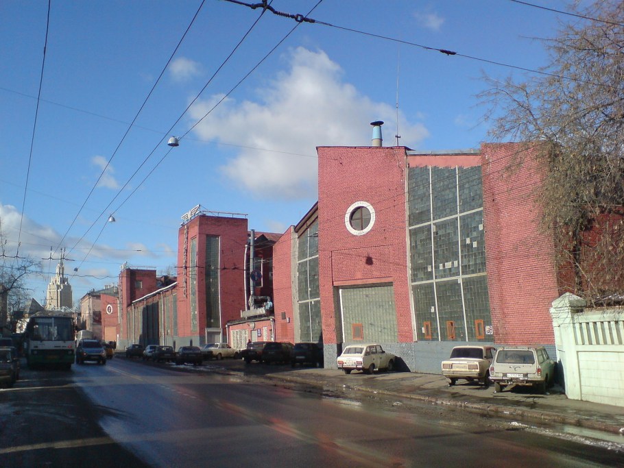 Гараж Мельникова на Новорязанской улице