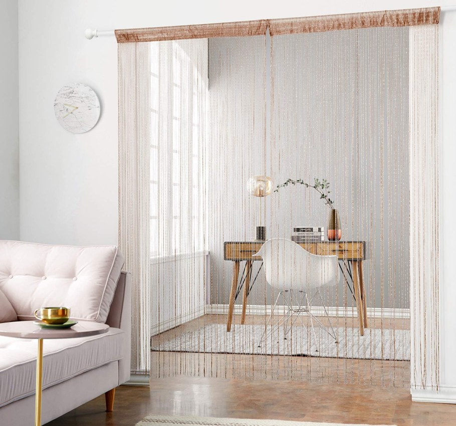 Зонирование веревочными шторами