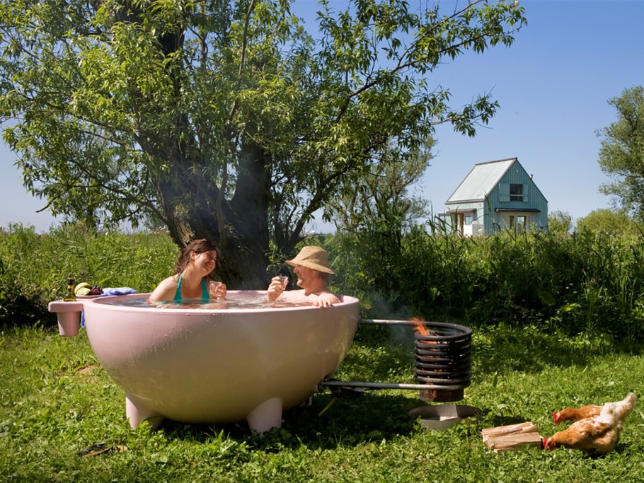 Джакузи для дачи на открытом воздухе