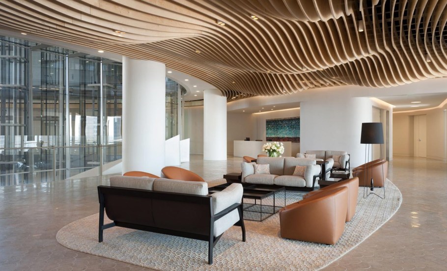 Необычные деревянные потолки