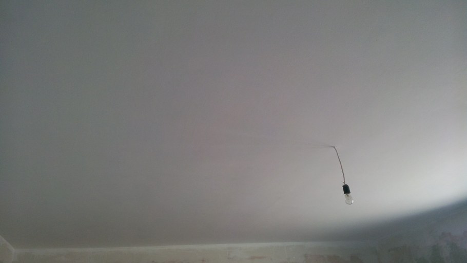 Побелка потолка водоэмульсионной краской