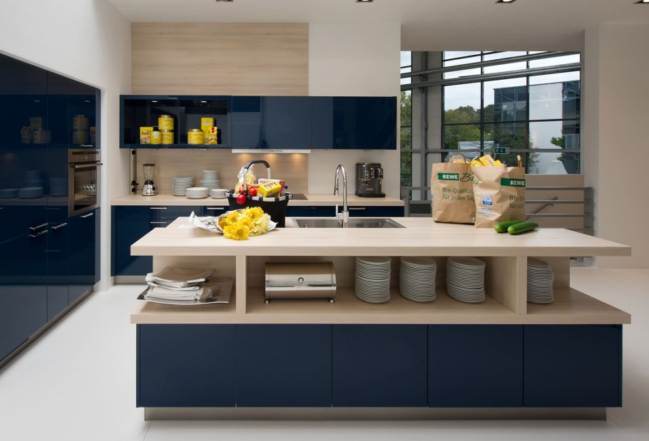 Кухня Роял Вуд голубая