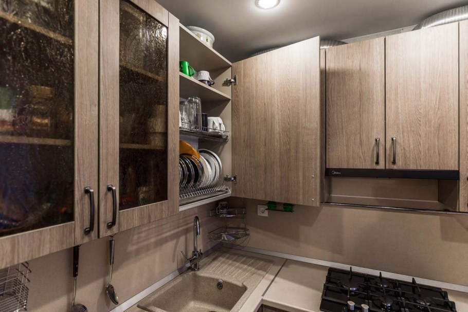 Газовая труба на кухне