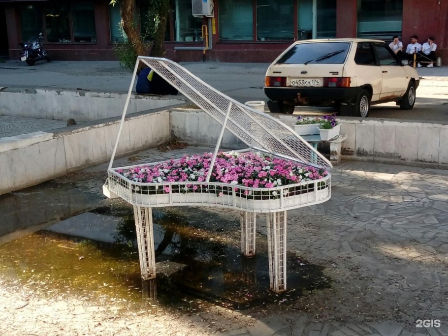 Необычные скамейки