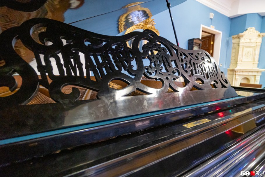 Пианино кованое