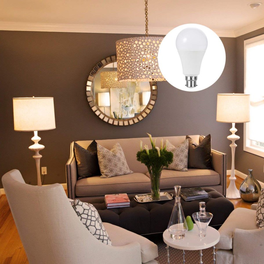 Уютная гостиная комната