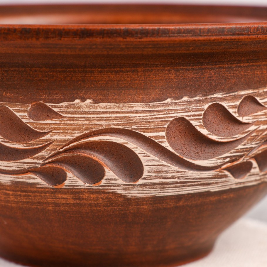 Салатник из глины