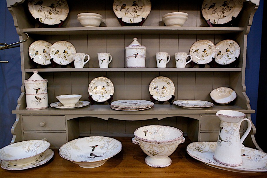 Глина посуда в интерьере