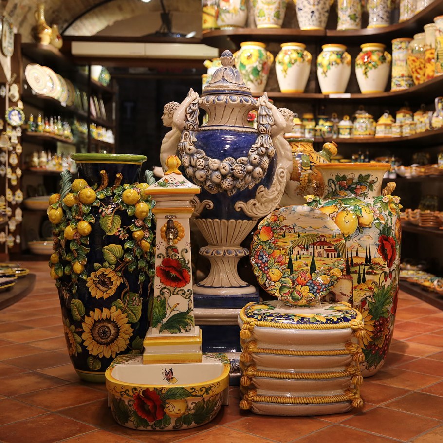 Итальянская керамика тарелки