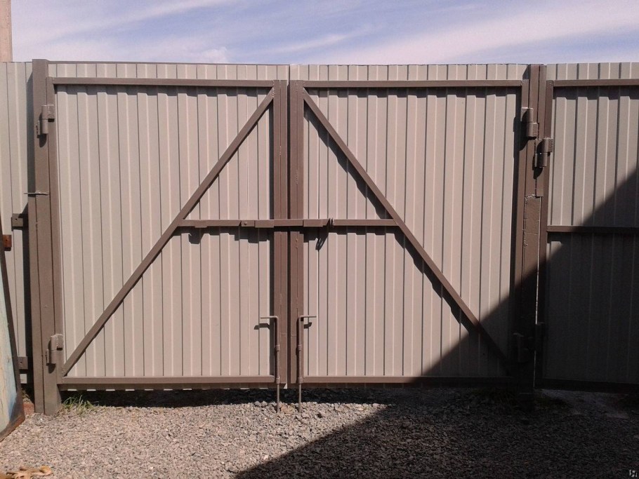 Ворота и калитка 2.2 профлист