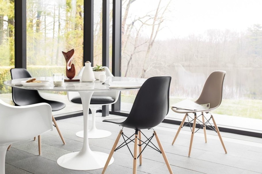 Современный обеденный стол