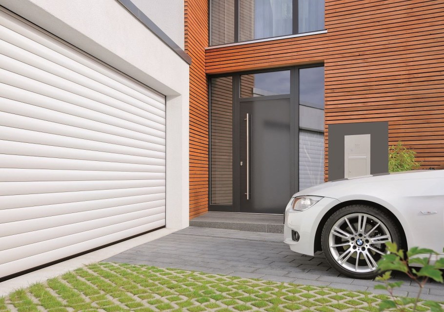 Гаражные роллетные ворота Алютех