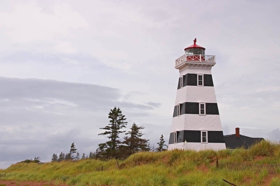 Маяки Канады