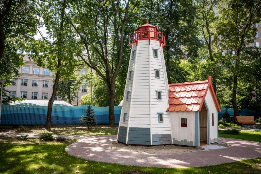 Декорирование скважины на даче