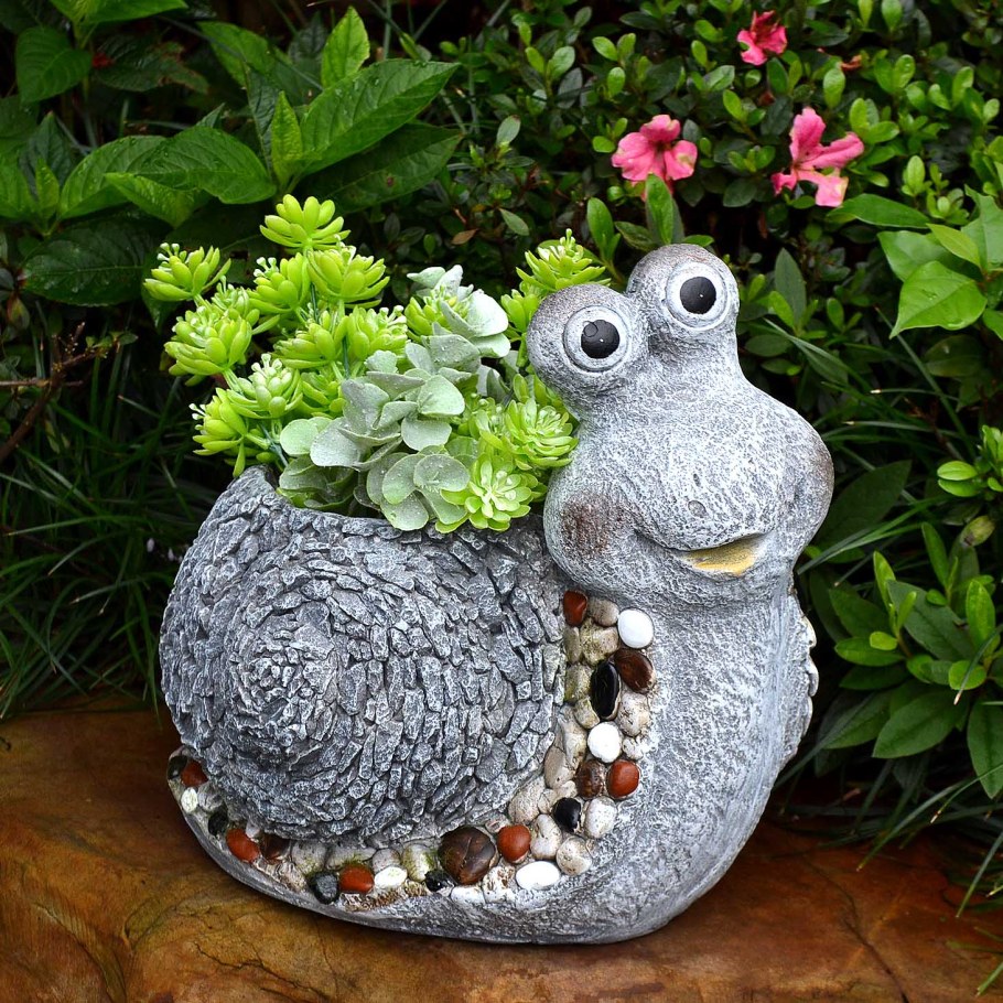 Камни для декора сада