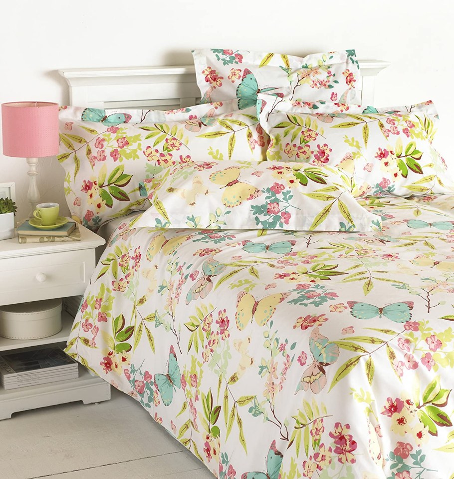 Комплект постельного белья тайна