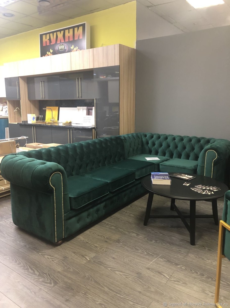 Кожаный диван Честерфилд