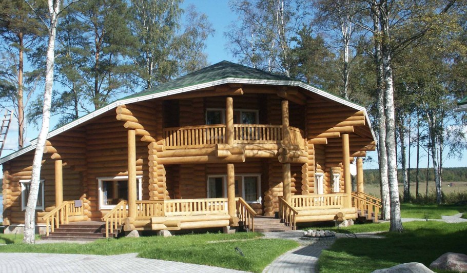 Дом с круглого бруса
