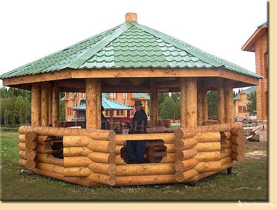 Беседка из кругляка