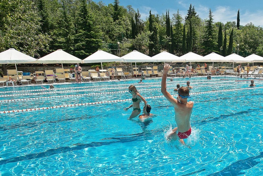 Ялта Интурист прыжковый бассейн