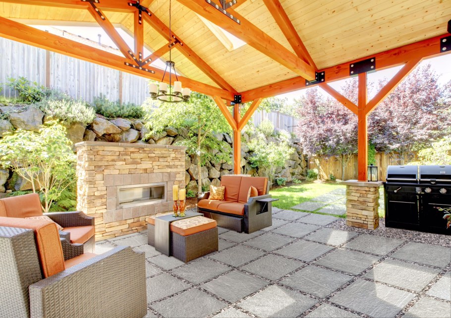 Пергола патио с мангалом