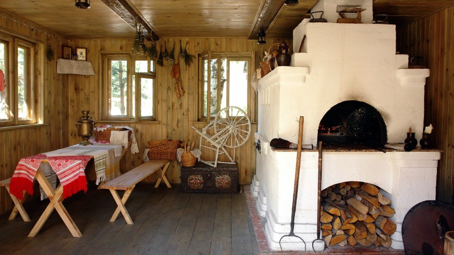 Деревенский дом интерьер