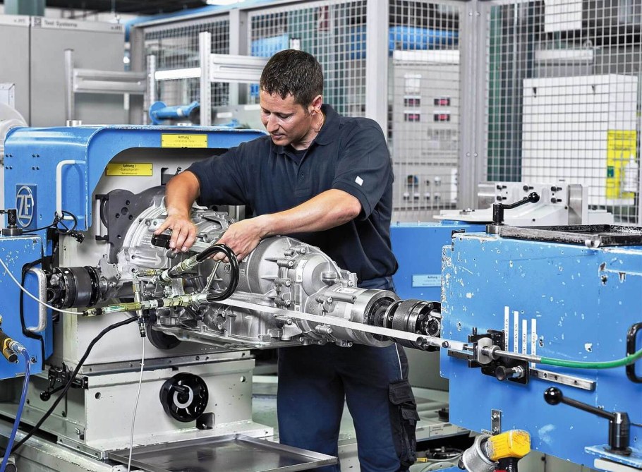 Paintless Dent removal