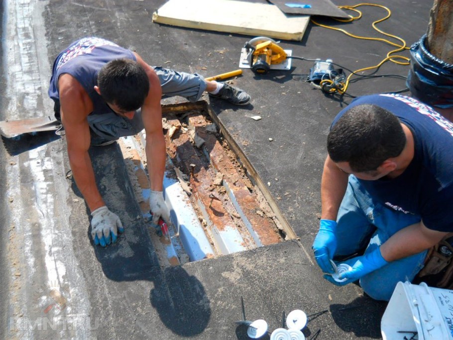 Разгерметизация межпанельных швов