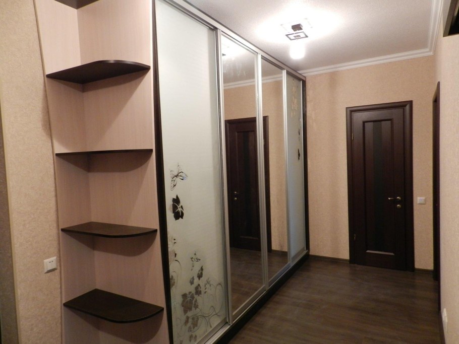 Шкаф купе в маленькую прихожую