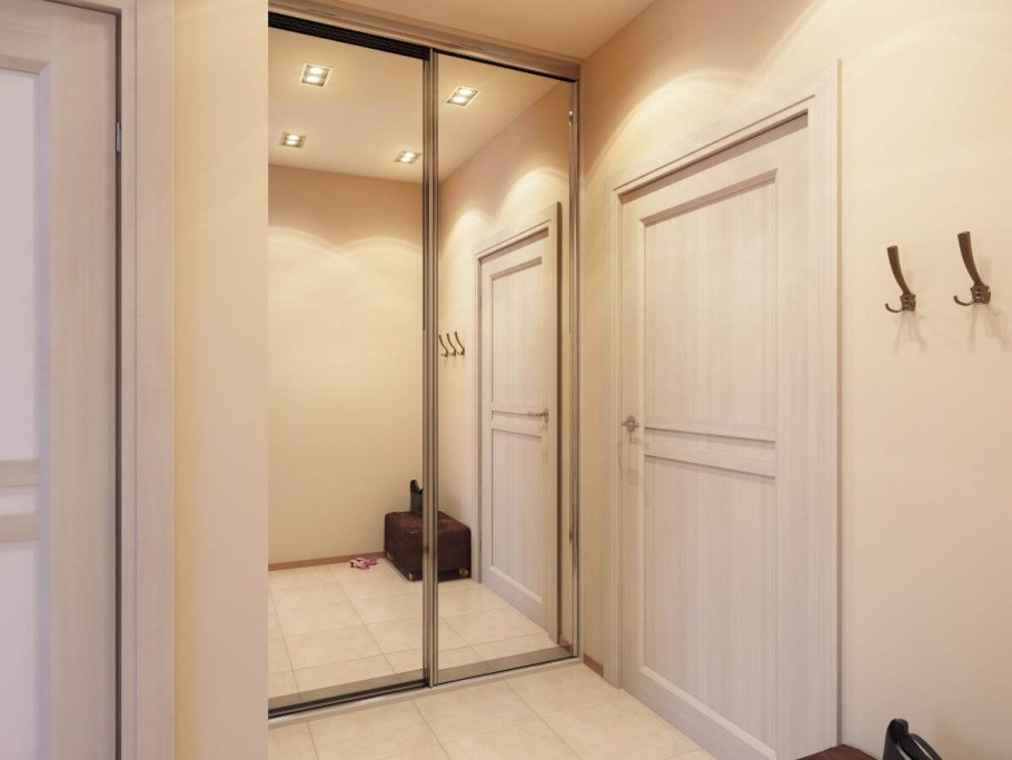 Шкаф в хрущевке в коридоре