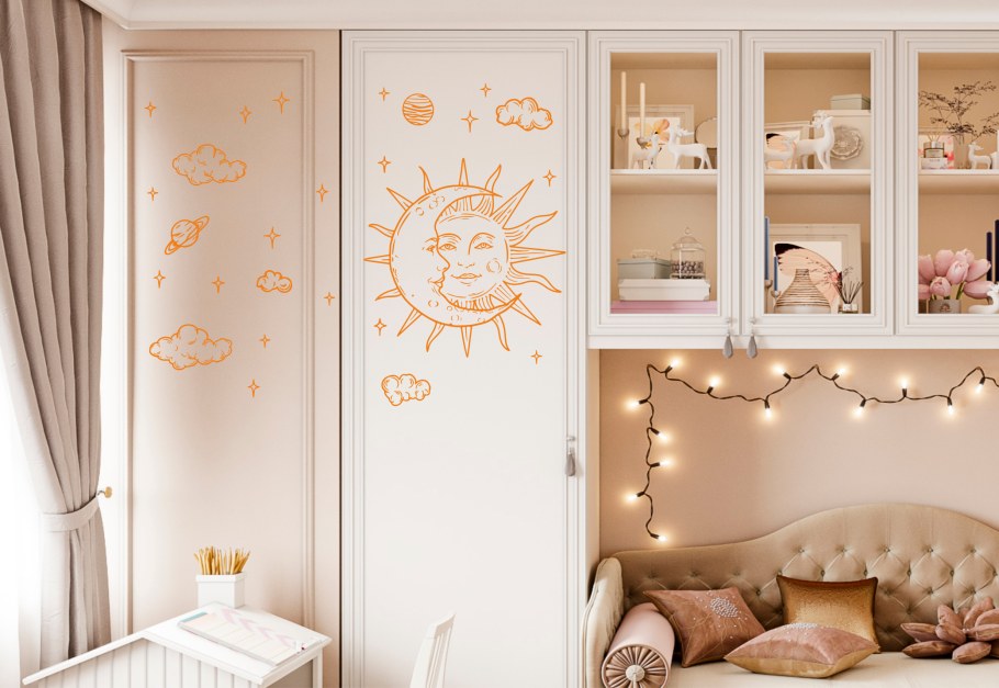 Интерьерные наклейки на шкаф