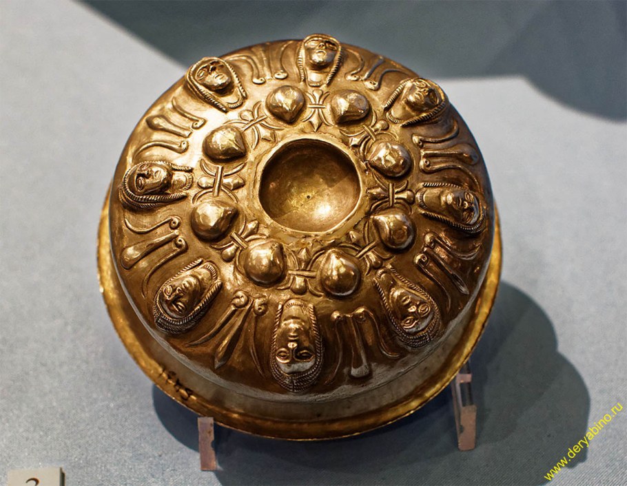 Готический собор пинакль