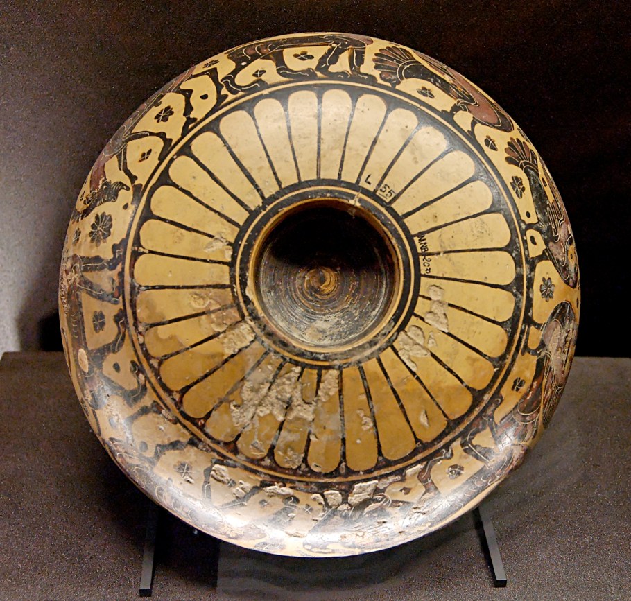 Графин с камнями для воды