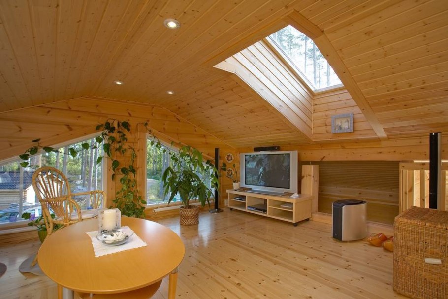 Потолочные балки на даче