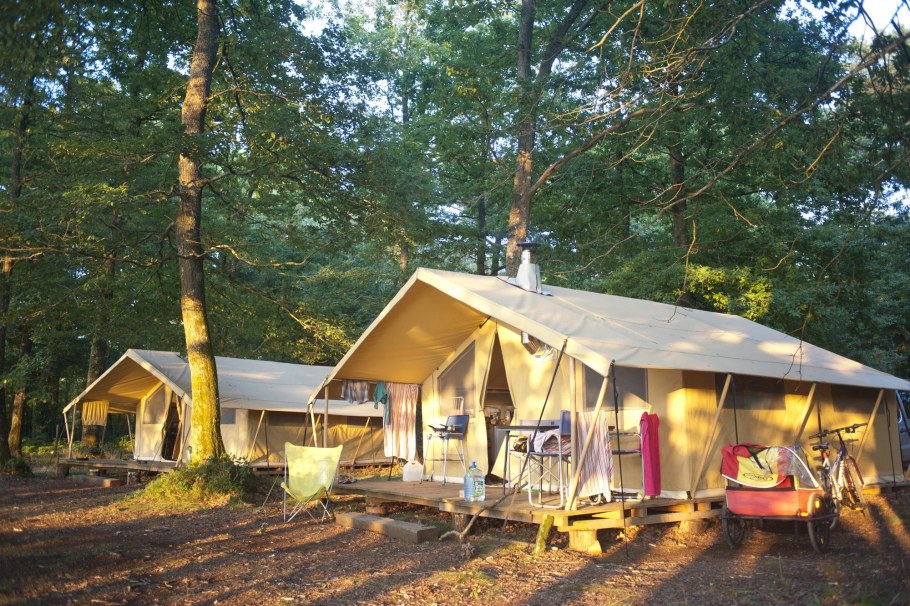 Глэмпинг на озере