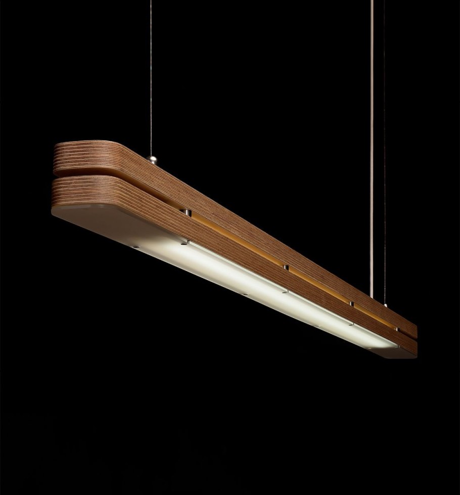 Светильник из дерева