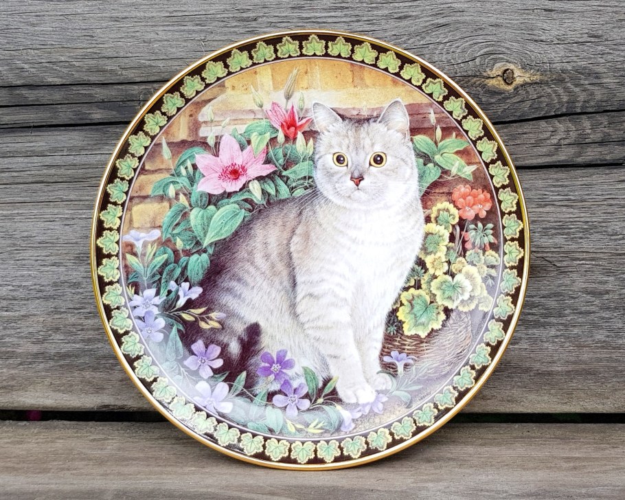 Декоративная тарелочка